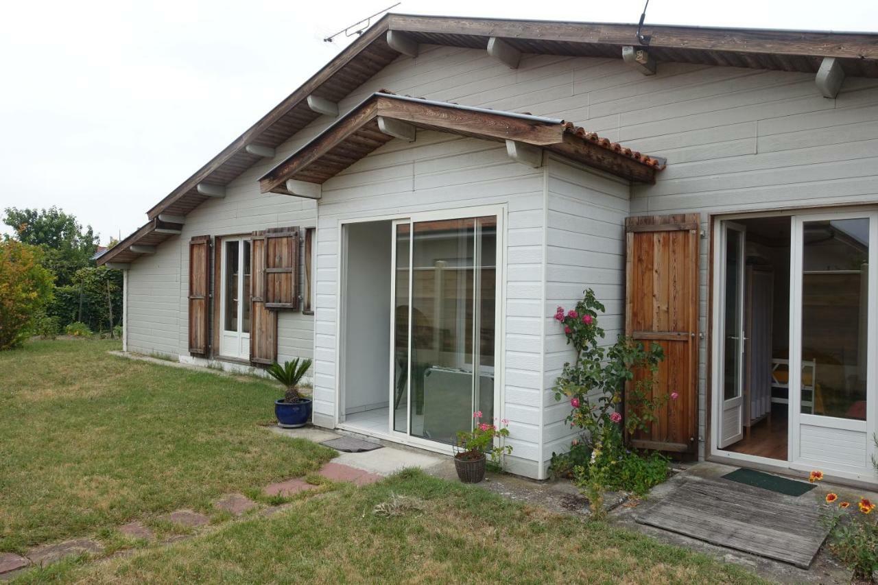 Maison De Vacances Pres Du Centre 라테스트드뷔크 외부 사진